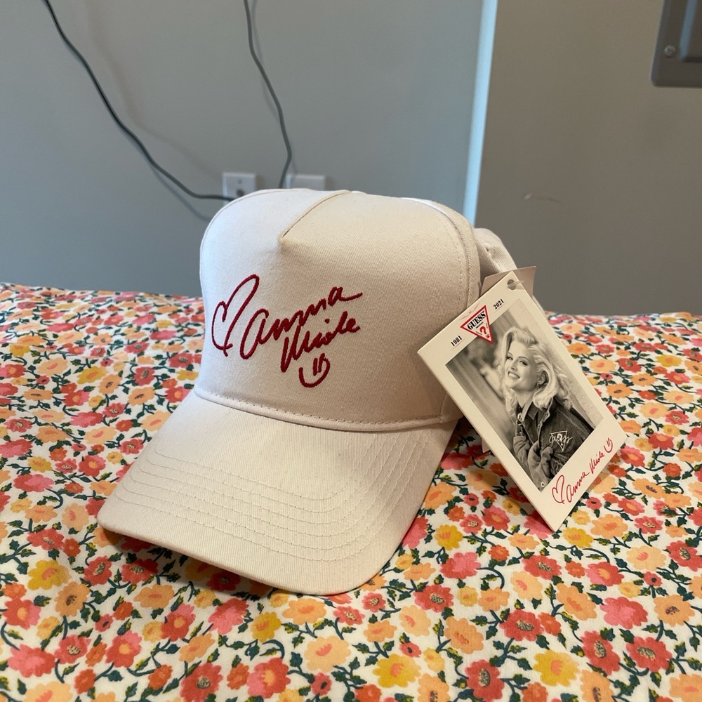 Guess - Anna Nicole Smith collab hat NWT